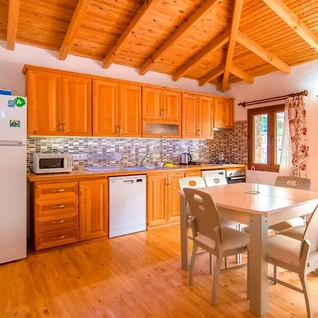 Secluded Private Pool & Jacuzzi In Kayakoey, Fethiye